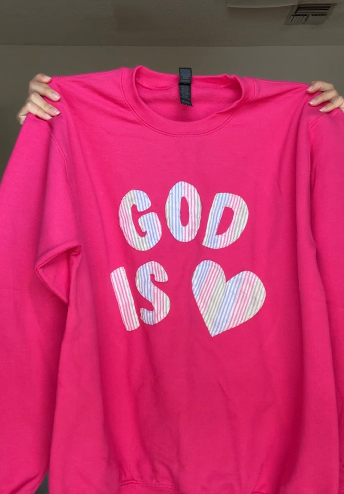 God is Love crewneck-PINK